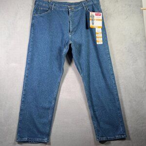 Wrangler Mens Jeans 42 x 30 Five Star Relaxed Fit Flex Dark Wash Denim NEW